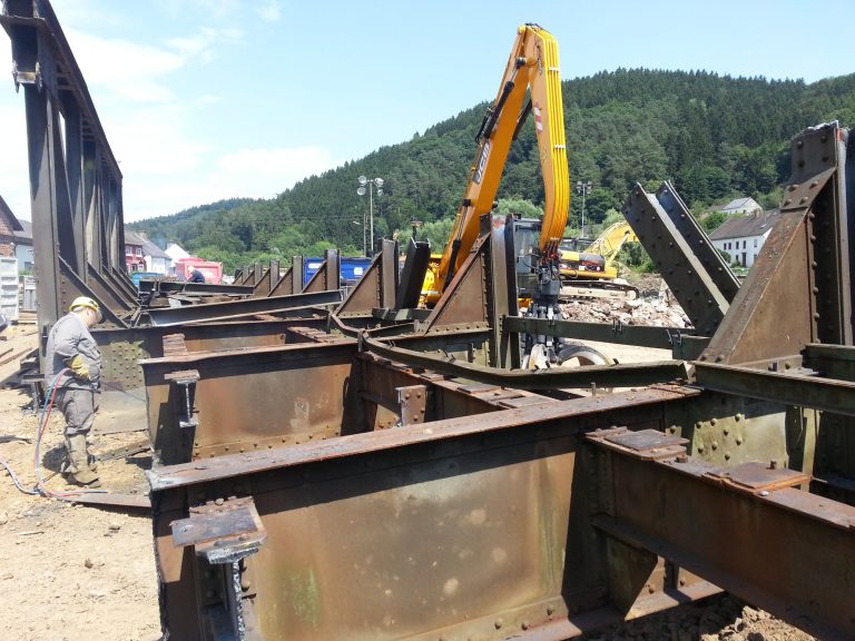 Karding GmbH Brückenabbruch Karding GmbH Brückenabbruch