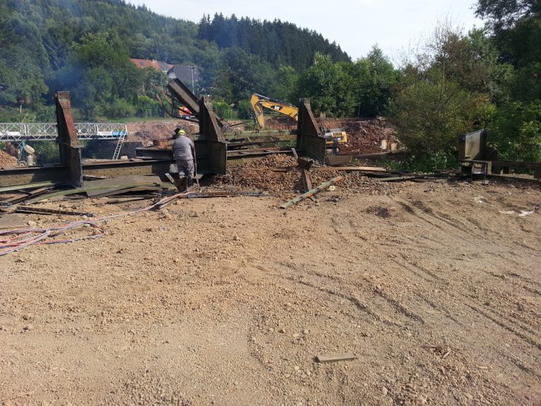 Karding GmbH Brückenabbruch Karding GmbH Brückenabbruch